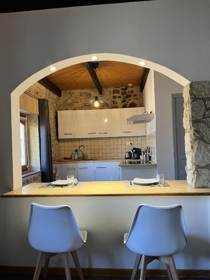 Studio De Charme Au Coeur De Valréas Εξωτερικό φωτογραφία