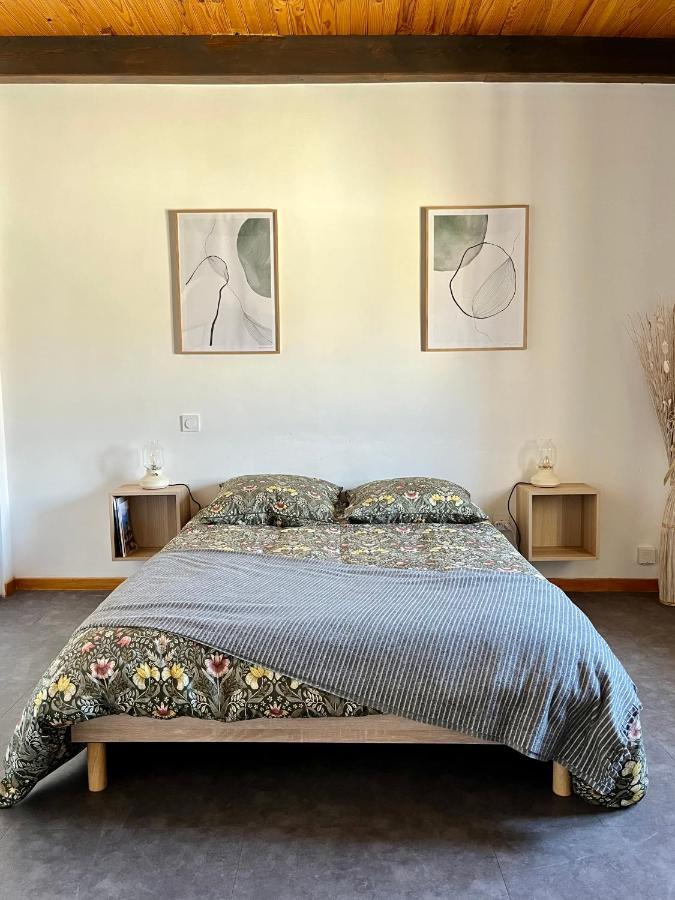Studio De Charme Au Coeur De Valréas Δωμάτιο φωτογραφία